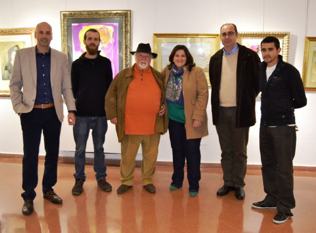 La Casa de Cultura de Águilas acoge una exposición de 'Obras sobre Papel'