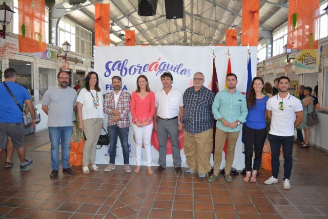 La Feria Gastronómica Saborea Águilas abre sus puertas en la plaza de Abastos de la localidad