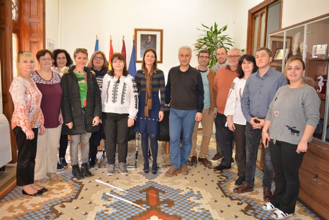 Los profesores del proyecto de colaboración estratégica Erasmus+ visitan el Ayuntamiento