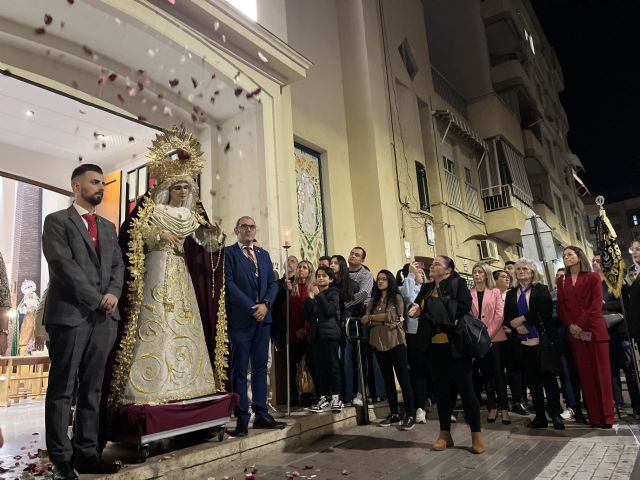 La iglesia del Carmen acoge la bendición de la imagen de la Virgen de la Amargura