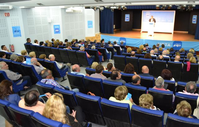 El Partido Popular apuesta por defender en Europa a sectores como la agricultura, la pesca y el Turismo