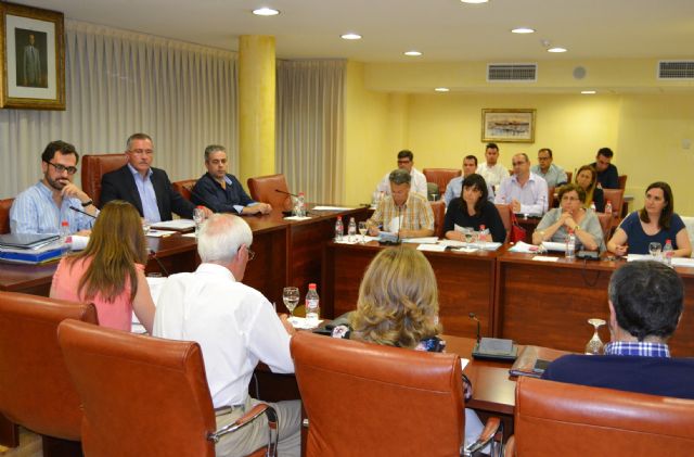 El Ayuntamiento de Águilas aprueba en Pleno una nueva batería de actuaciones para seguir mejorando la ciudad