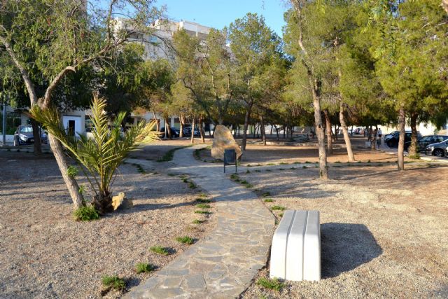 El Ayuntamiento de Águilas finaliza los trabajos de mejora en la 'Plaza de la Calle de la U'