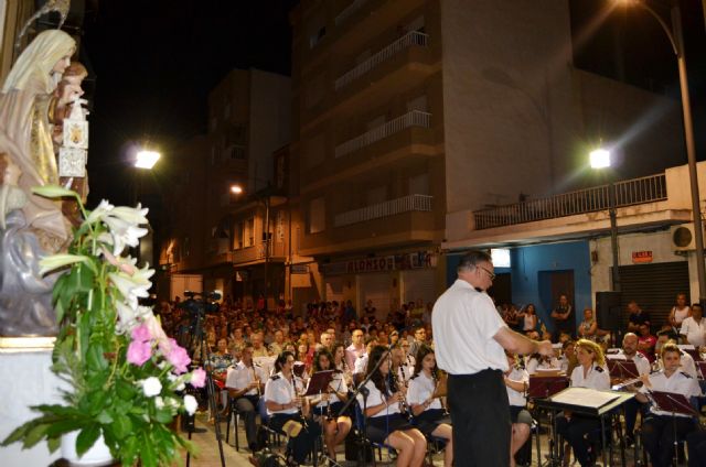 Los pescadores de Águilas muestran su devoción a la Virgen del Carmen