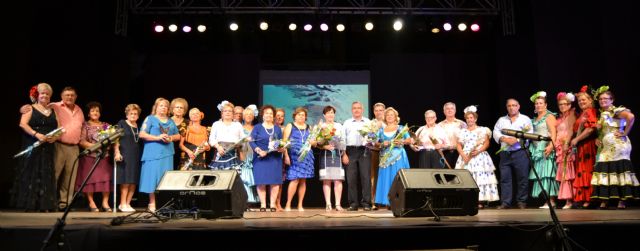 La Gala de la Edad de Oro rinde homenaje a los mayores de Águilas