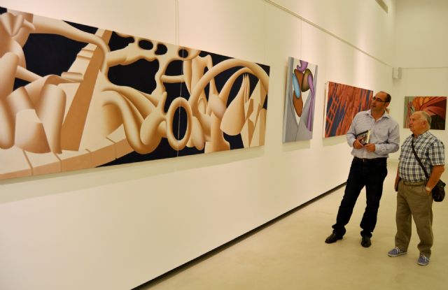 Jesús Carasa presenta en el Auditorio de Águilas una exposición 'Real como un sueño'