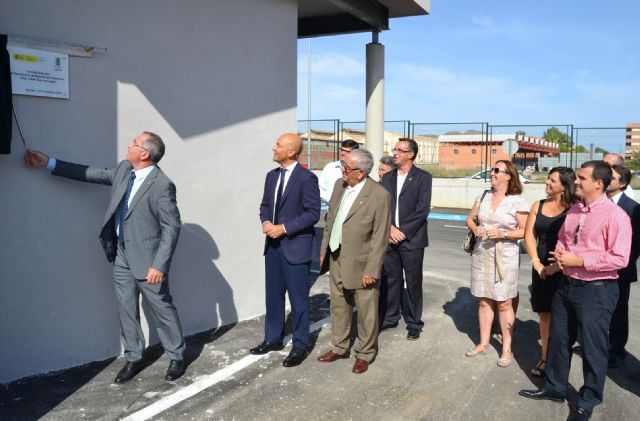 Inaugurado el nuevo parking público y nave polivalente de la calle Juan Pablo II