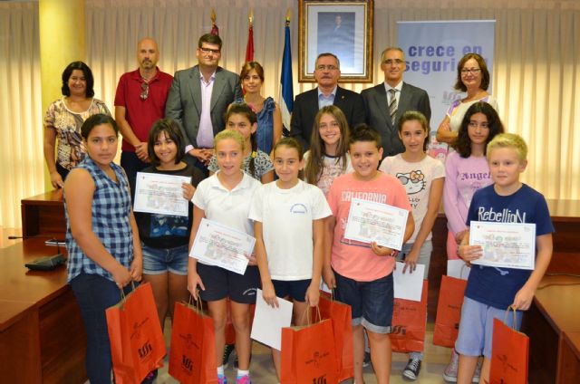 Entregados en Águilas los premios de la campaña escolar 'Crece en Seguridad'