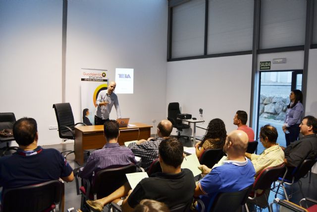 Águilas acoge el jueves una jornada formativa sobre cómo sacarle partido a tu smartphone