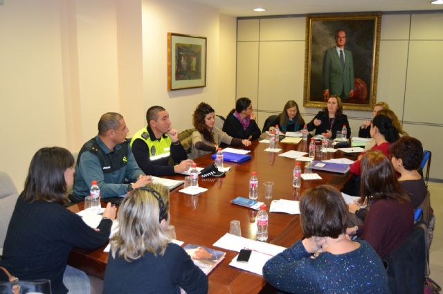 Todos a una en Águilas para luchar por la eliminación de la violencia contra las mujeres