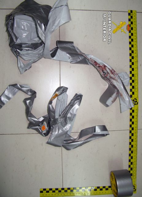 La Guardia Civil detiene a dos de los integrantes de un peligroso grupo delictivo en Águilas