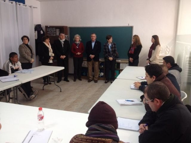 Lorenzo ratifica el compromiso de su Consejería con los enfermos mentales