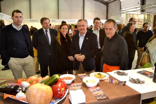 Comienza el I Gastrotour 'el mar, la pesca y mucho más' en el Recinto Ferial de Águilas