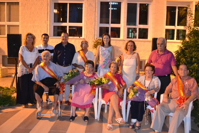 La residencia San Francisco celebra su tradicional verbena de verano