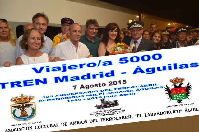 Llegada a Águilas del viajero 5000 del tren directo