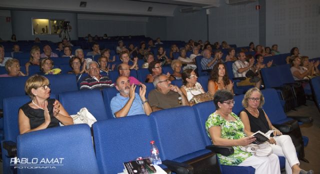 Exitosa presentación de La estación del destino en Águilas