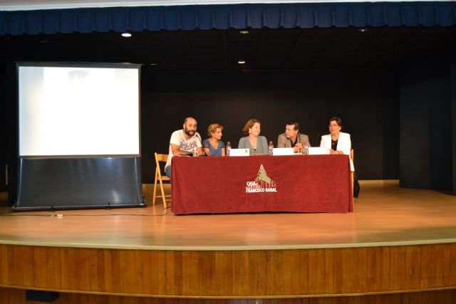 La relevancia del teatro aficionado y el papel de los nuevos creadores, eje central de la I edición de las Conferencias Off