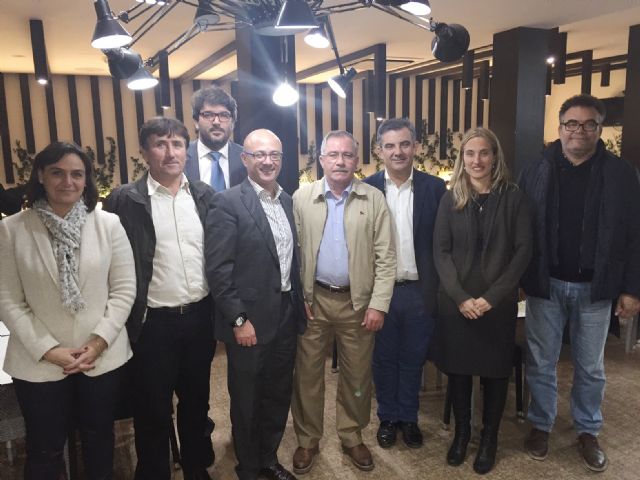 El PP presenta su programa electoral a las asociaciones de Hostelería, Turismo, Comercio e Industria de Águilas