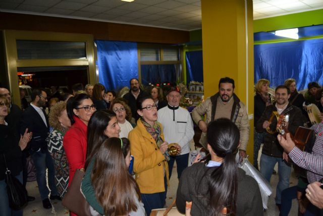 Los 'moraos' vuelven a exponer su Belén al público