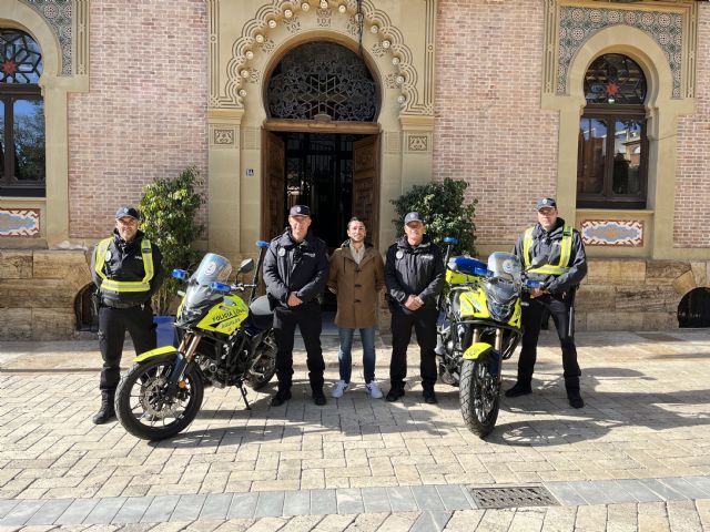 Águilas incorpora dos motocicletas al parque móvil de la Policía Local