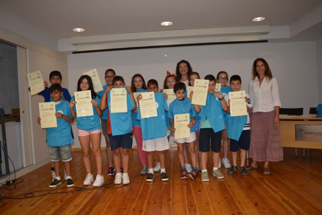 Los participantes en el Programa Eco-escuelas Litorales despiden el curso