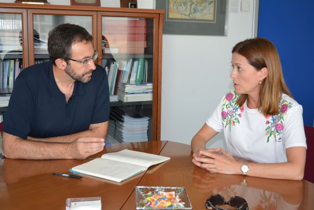 Moreno vuelve a solicitar al gerente del Servicio Murciano de Salud mejoras para Águilas