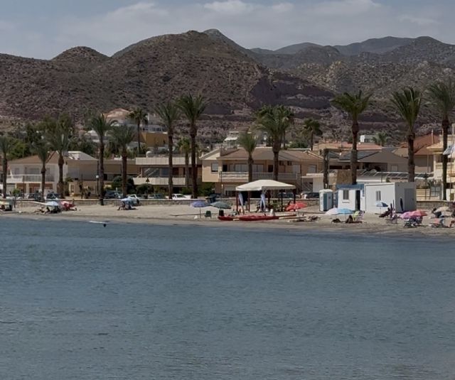 El Partido Popular insta al Ejecutivo de Moreno a mantener la playa de Calabardina en condiciones óptimas durante todo el verano
