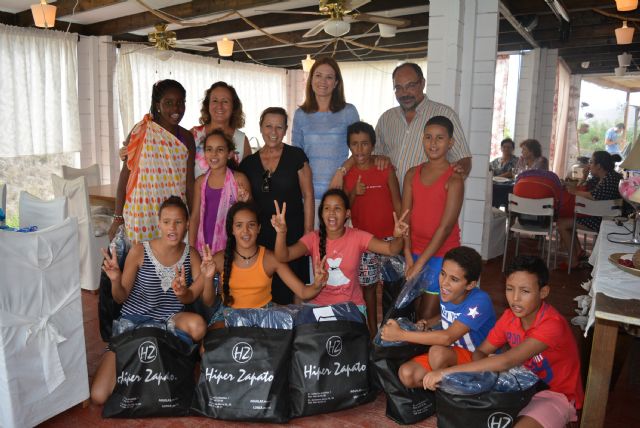Águilas despide a los niños saharauis del Programa Vacaciones en Paz