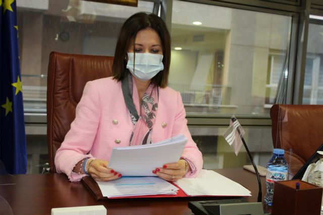 Moreno solicita a ADIF una línea de autobús semidirecta entre Águilas y Lorca