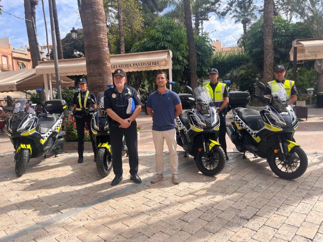 El Ayuntamiento amplía el Parque Móvil de Policía Local de Águilas con la incorporación de 4 nuevas motocicletas