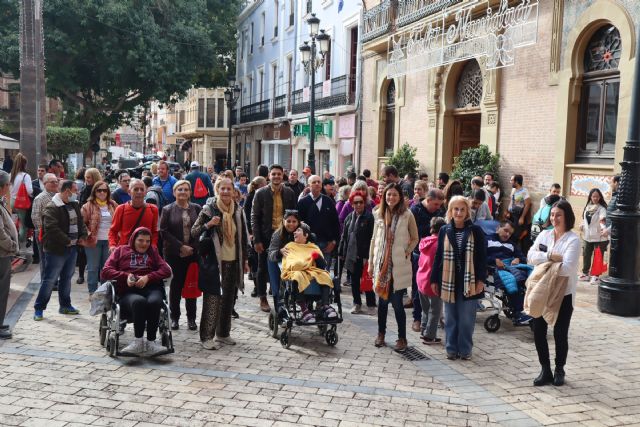 Las asociaciones socia sanitarias se suman a la marcha 'Juntos avanzamos'