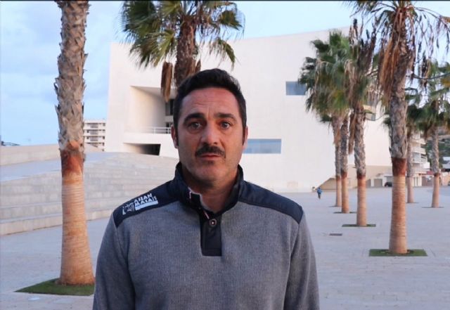 García: 'La alcaldesa saca del cajón facturas por casi 850.000 euros de 150 proveedores imputando estos gastos como reconocimiento extraordinario siendo la mayoría de ellos gastos comunes sin figurar en presupuesto anual'