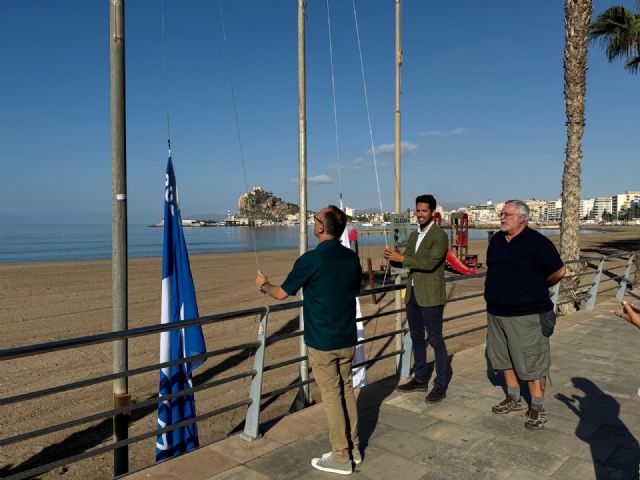 Águilas sigue liderando el ranking regional de banderas azules 2024