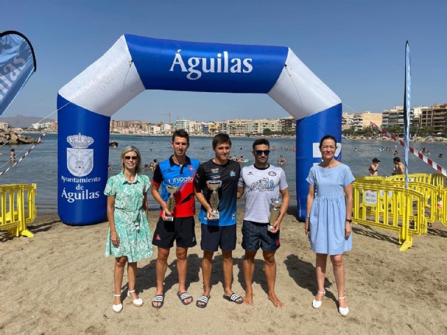 Alfonso Franco Cegarra, ganador de la Travesía a Nado 'Playa de Poniente' de Águilas