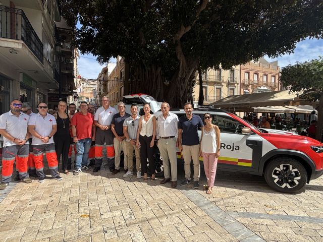 Cruz Roja presenta un nuevo vehículo todoterreno