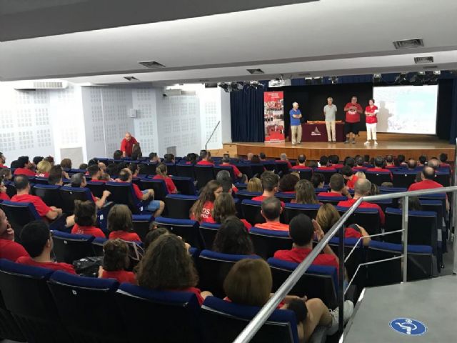 El pasado sábado se llevó a cabo una jornada de concienciación y cuidado del medio ambiente en la costa de Cabo Cope