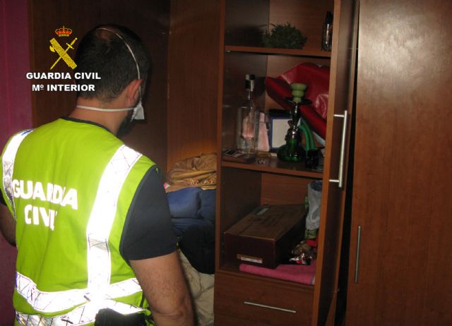 La Guardia Civil desmantela un clan familiar dedicado a cometer robos con fuerza y a la venta de drogas