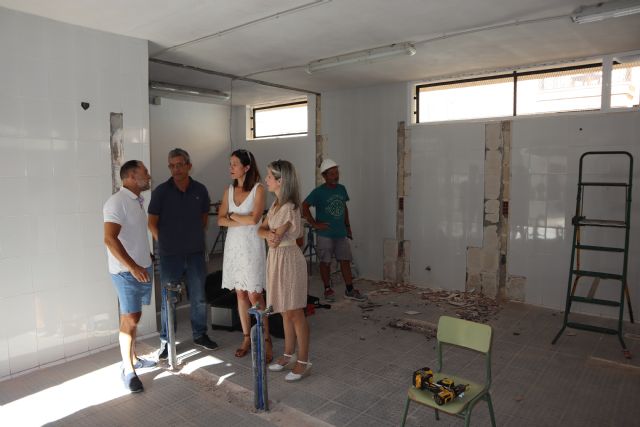 El Ayuntamiento destina más de 35.000 euros a la puesta a punto de los colegios de la localidad