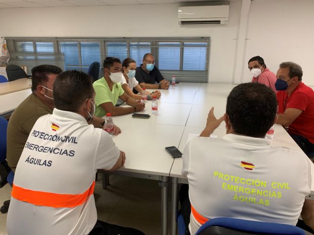 La alcaldesa preside la Mesa de Emergencias para organizar las labores de limpieza y restablecimiento de la normalidad tras las lluvias