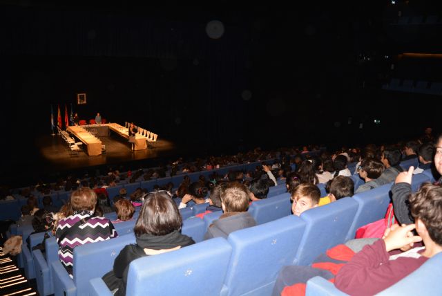 Los escolares aguileños participan en un Pleno Infantil incluido en los actos programados con motivo del 40 aniversario de la Constitución