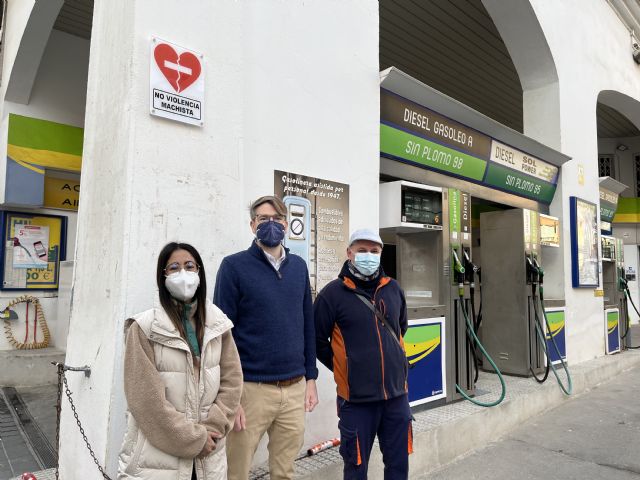 La gasolinera de Anibal se suma a la campaña 'No a la violencia machista'