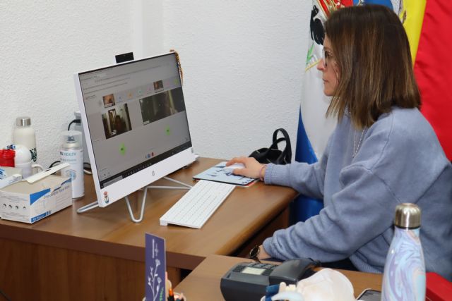 Sólo las familias ya inscritas en el Programa de Acogimiento Familiar de Murcia podrán ofrecerse para acoger menores ucranianos