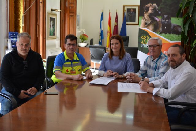 Águilas, primer municipio de la Región que pone en marcha un servicio gratuito de acogida de mascotas para personas hospitalizadas