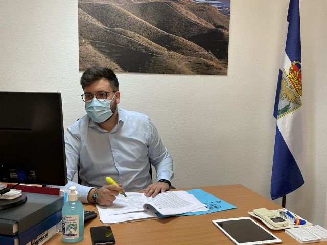 Más de 24.500 hogares de Águilas van a sufrir un `atraco a sus economías familiares´ por la nueva tarifa eléctrica de Pedro Sánchez