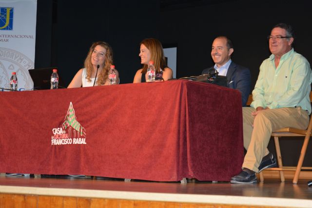 La alcaldesa destaca la colaboración con la Universidad como herramienta de promoción del turismo cultural