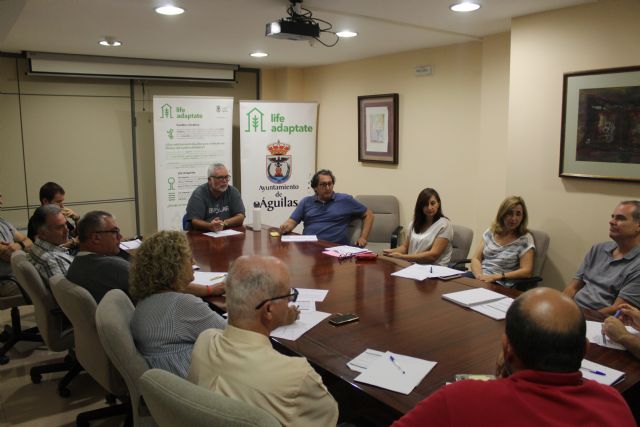 Técnicos del Ayuntamiento de Águilas participan en una mesa para el desarrollo del Plan Municipal de Adaptación al Cambio Climático incluido en el Programa Life Adaptate
