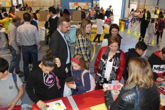 El IES Europa inaugura la II Semana de la Ciencia y la Tecnología avalada por el éxito de la pasada edición