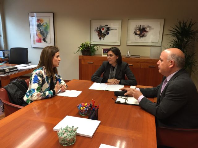 Moreno solicita a la consejera de Sanidad mejoras en materia sanitaria para el municipio