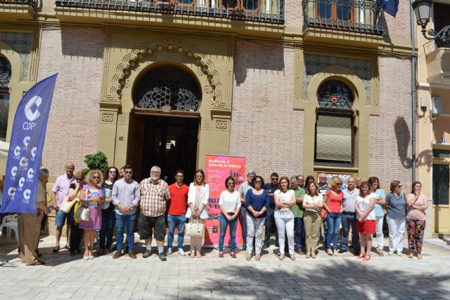 El Ayuntamiento de Águilas guarda un minuto de silencio en memoria de las víctimas del atentado de Londres