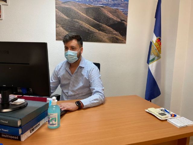 El PSOE utiliza los perfiles institucionales del Ayuntamiento de Águilas para su campaña política